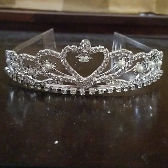 Crown - Picture 2 of 2